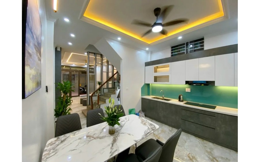 Bán nhà Tứ Liên Tây Hồ, nhà mới lung linh full nội thất, dtich 48m, mt 4m